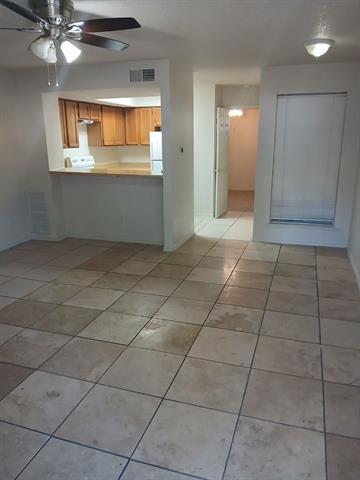 Foto del edificio - 9809 Walnut St