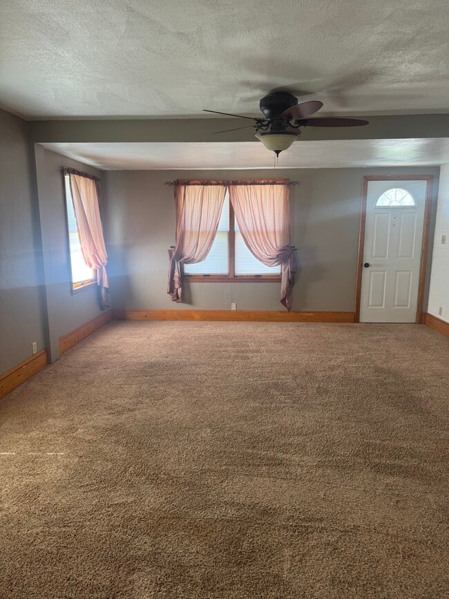 Foto del edificio - 44 4th Ave SE