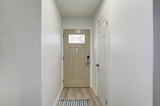 Building Photo - 8427 Snowden Oaks Pl