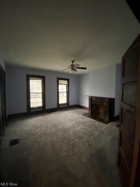 Building Photo - 2822 Woodbridge Ave