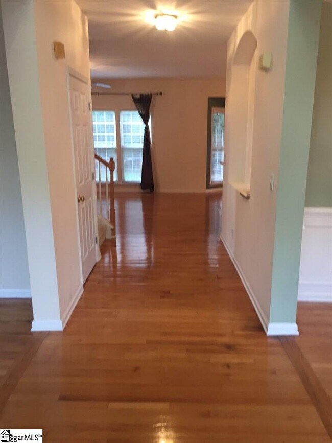 Building Photo - 206 Landing Ferry Way