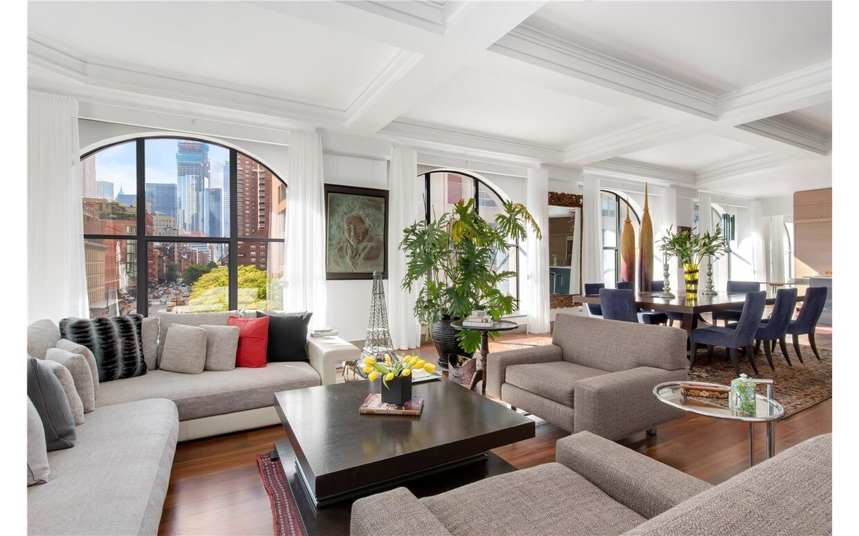 Primary Photo - 408 Greenwich St