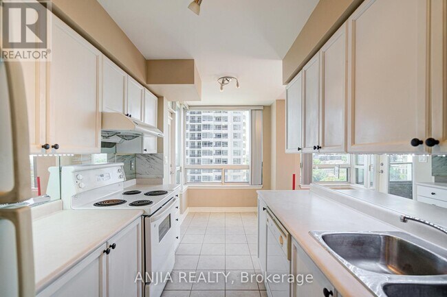 Building Photo - 1 Rean Dr
