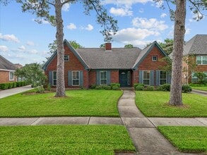 Building Photo - 2105 Murfield Dr