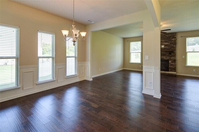 Building Photo - 5960 Indian Springs Dr