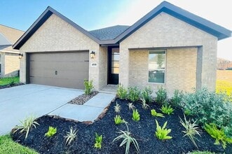 Building Photo - 4939 Sky Blf Dr