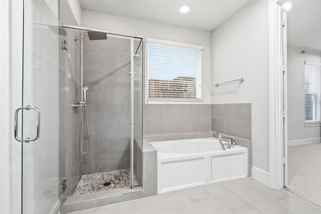 Building Photo - 9614 Riddlewood Ln