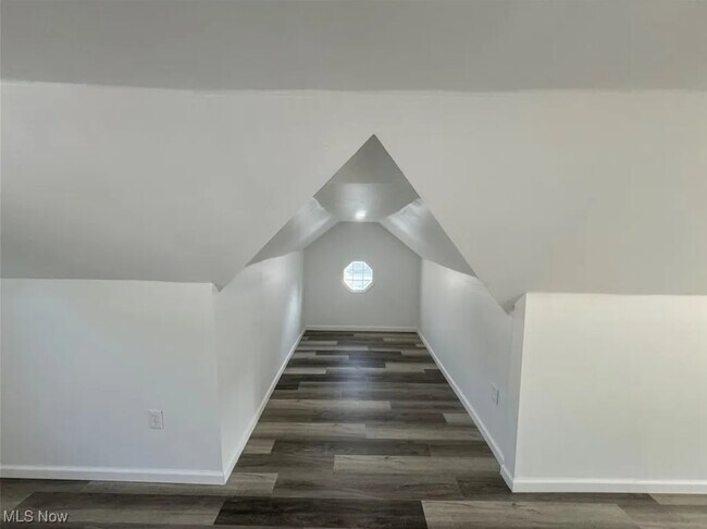 Foto del edificio - 13823 Cranwood Park Blvd