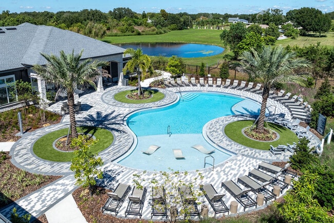 Building Photo - Cielo View