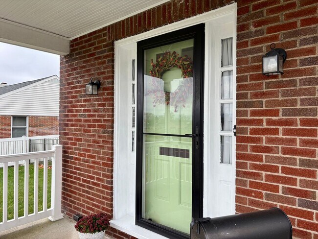 Foto del edificio - 3 Bedroom 1 Bathroom in Harrisburg!