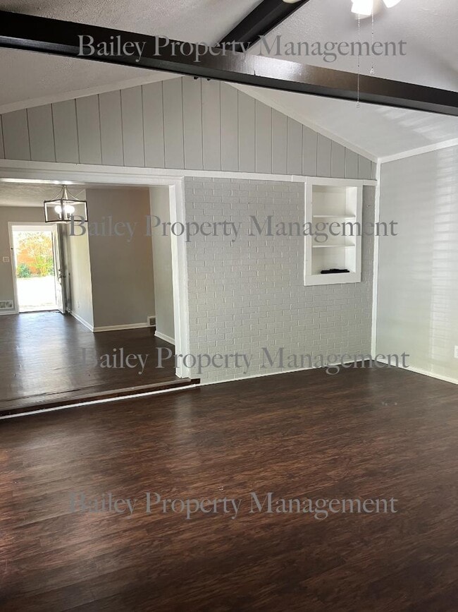 Building Photo - 6357 Doe Run Rd