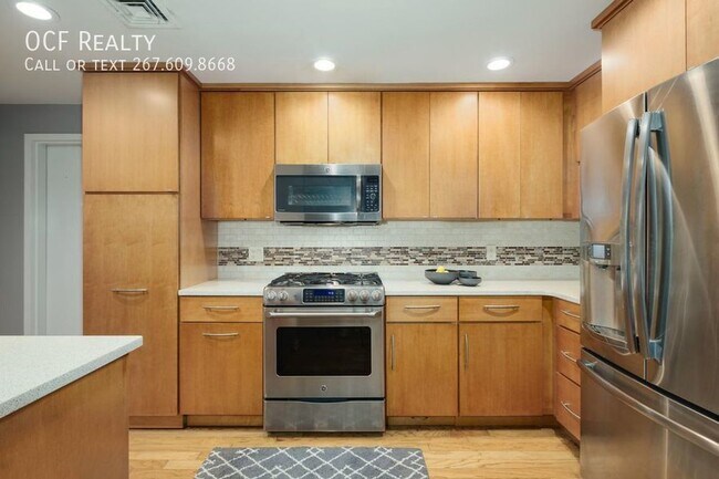 Foto del edificio - 2 Bed Fitler Square Condo