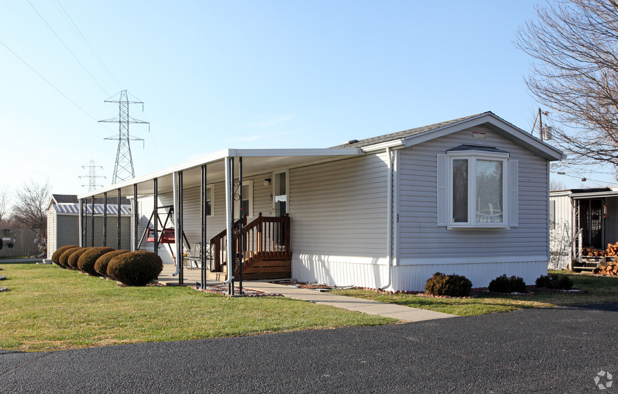 Primary Photo - 2845 Columbus Rd