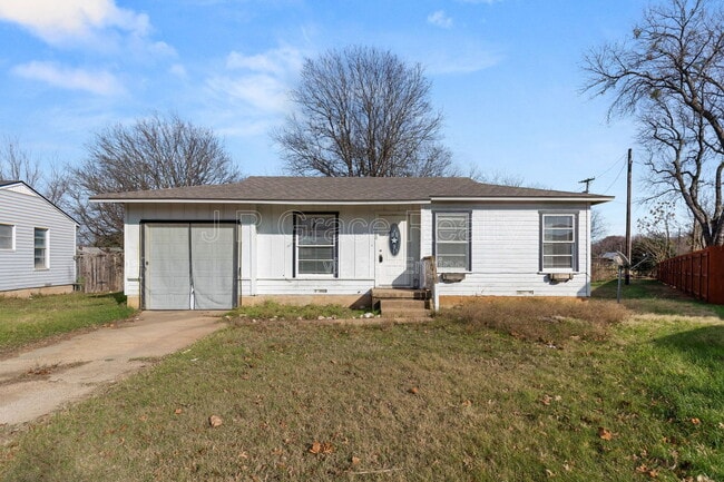 Foto del edificio - 103 N Tyler St