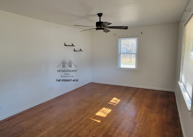 Building Photo - 1104 Pershing Ave