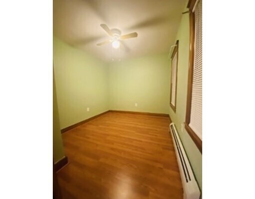 Foto del edificio - 401 Pleasant St
