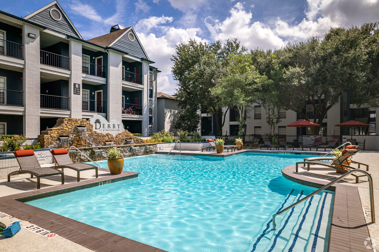 Derby at Steeplechase - Alquileres en Houston, TX | Apartamentos.com