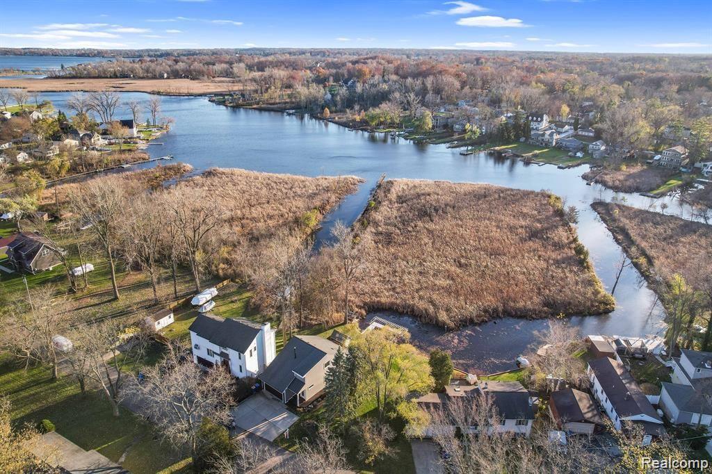 4915 Chipman Dr, Waterford Township, MI 48327 House Rental in