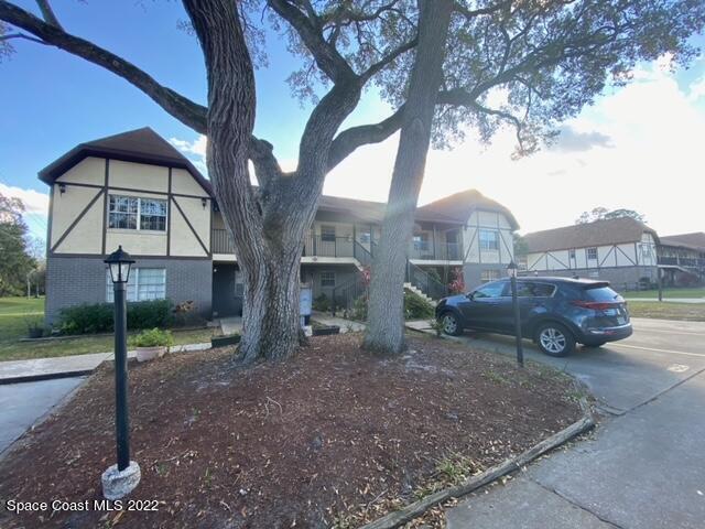 Primary Photo - 2951 Sir Hamilton Cir