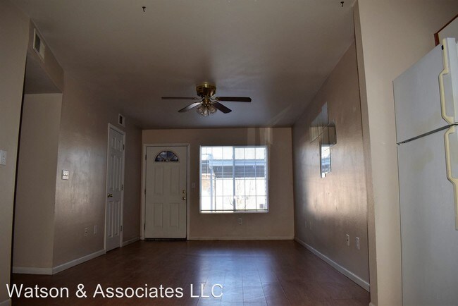 Building Photo - 2 br, 1.5 bath House - 135 Hickory Ridge