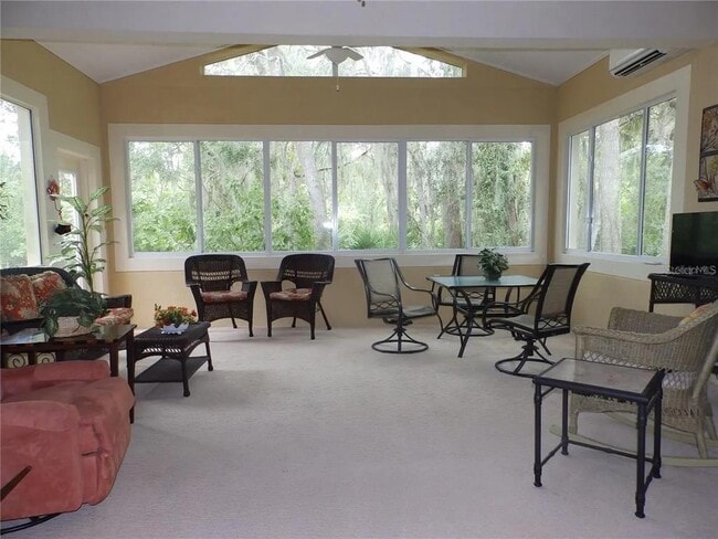 Foto del edificio - 107 Heron Point Way