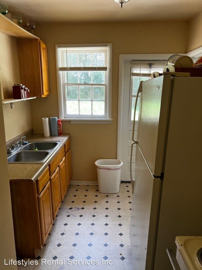 Building Photo - 3 br, 1 bath House - 6031 Transylvania Ave