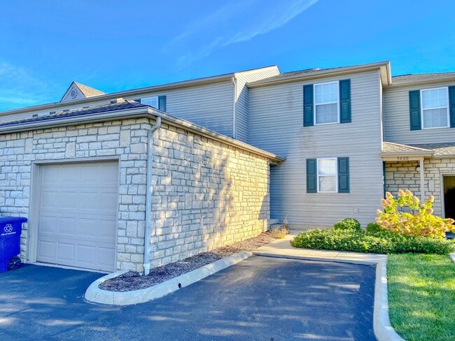 Building Photo - Beautiful Bethel Commons Condo For Rent In Dublin Schools