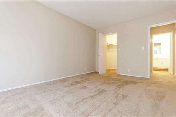 Building Photo - Dunstan Way