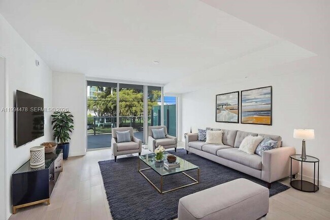 Foto del edificio - 9221 E Bay Harbor Dr