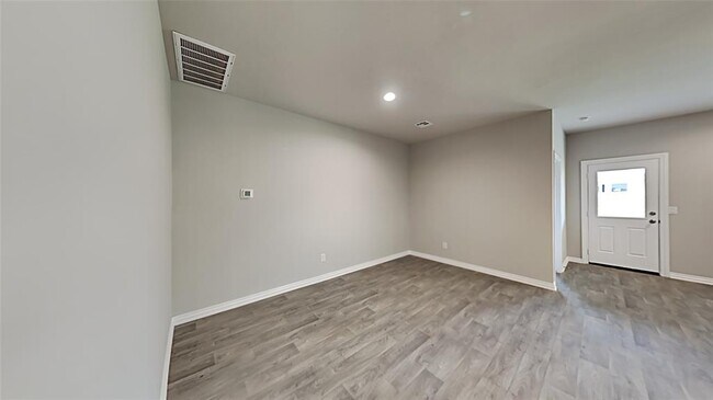 Foto del edificio - 4221 Moonlight Rd