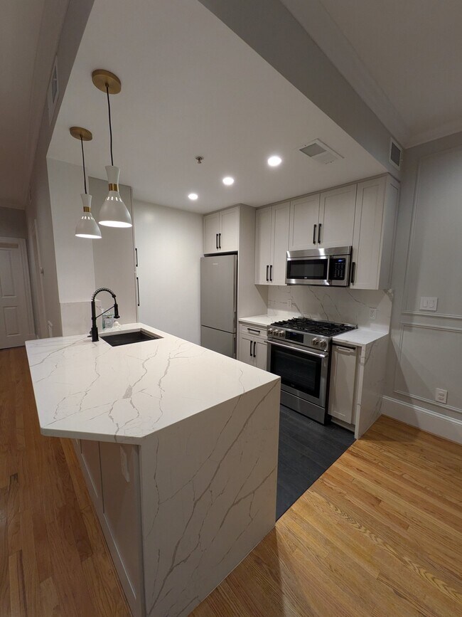 Foto del edificio - 1807 California St NW