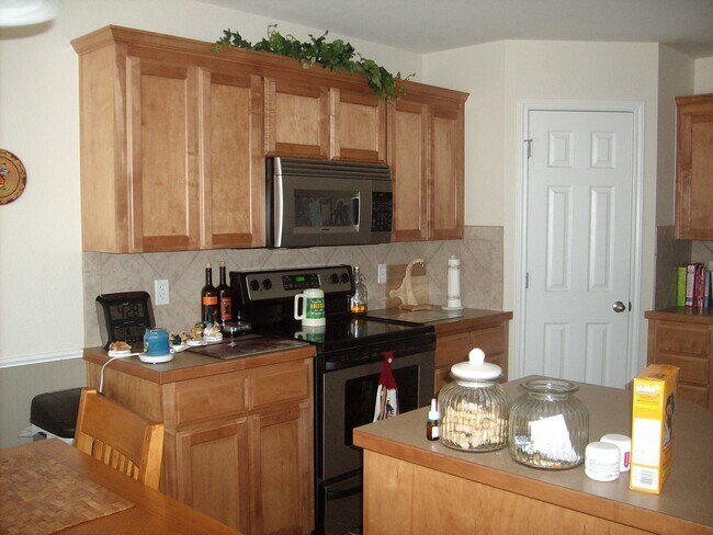 Foto del edificio - 1702 Walker Place Blvd