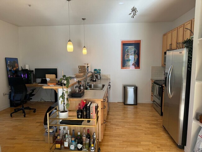 Foto del edificio - 2422 Tremont Pl