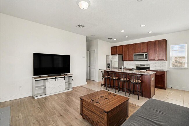 Foto del edificio - 8274 Nemours Pkwy