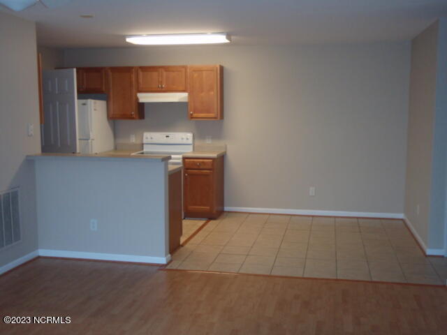 Building Photo - 5610 Carolina Beach Rd