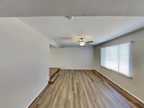 Building Photo - 1633 E Fremont Dr