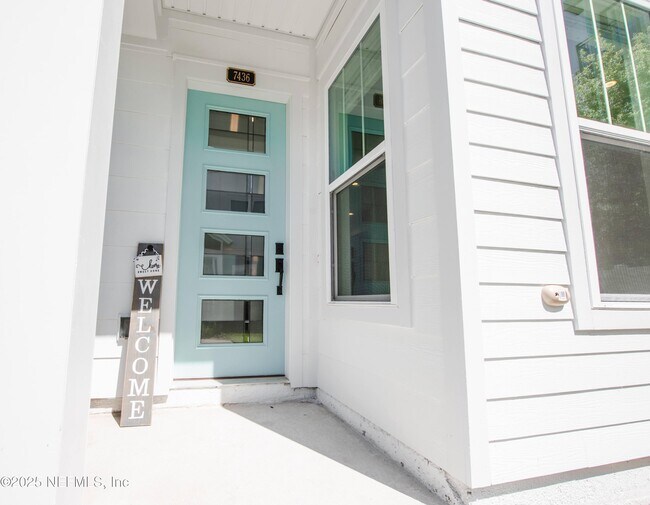 Foto del edificio - 7436 Calusa Ct
