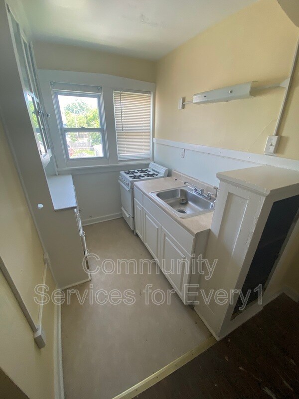 Foto del edificio - 247 Roesch