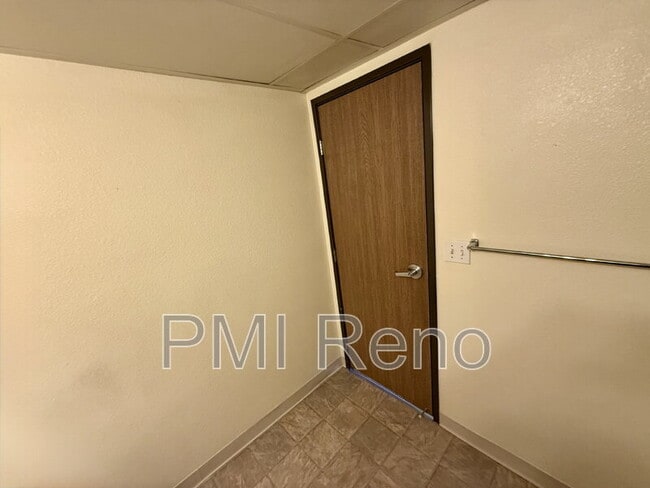Building Photo - 1600 I St