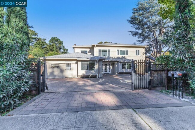 Foto del edificio - 450 W Charleston Rd