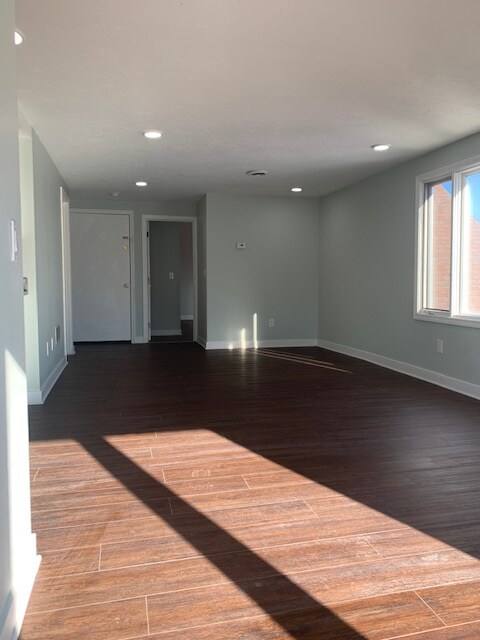 Foto del edificio - 135 Worcester St