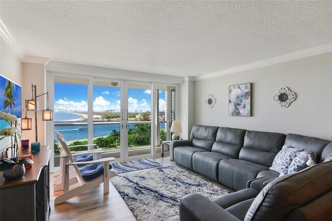 Foto del edificio - 2100 S Ocean Ln