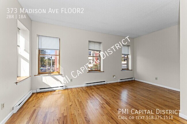 Foto del edificio - 373 Madison Ave
