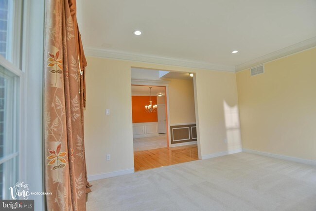 Foto del edificio - 35 Meadow Run Rd