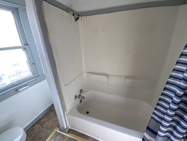 Foto del edificio - 1308 Lape-