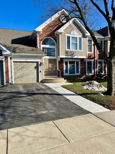 Foto principal - 1871 Fox Run Dr
