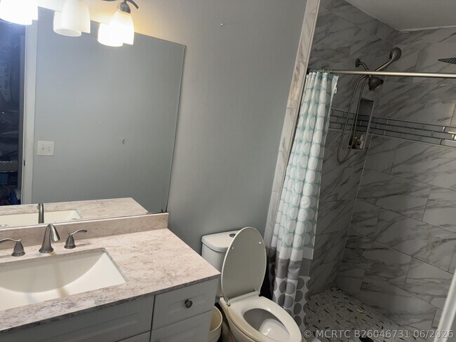 Building Photo - 1234 White Pine Dr