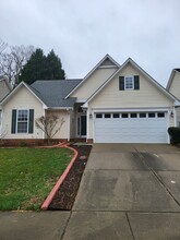 Building Photo - 6532 Mallard Park Dr