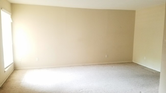 Building Photo - 4207 Bowser Ave
