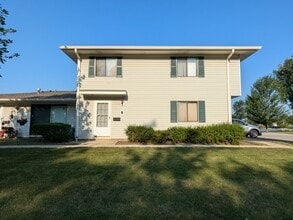 Building Photo - 34 N Salem Dr